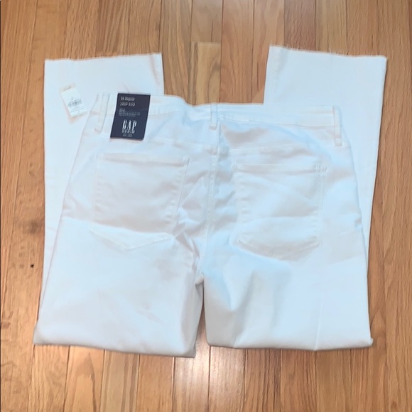 GAP Crop Kick Jeans - Picture 7 of 8